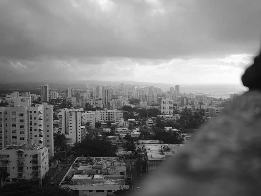 Midjourney: Crafting Atmospheric B&W Urban Photography - v7.0 - Image 4